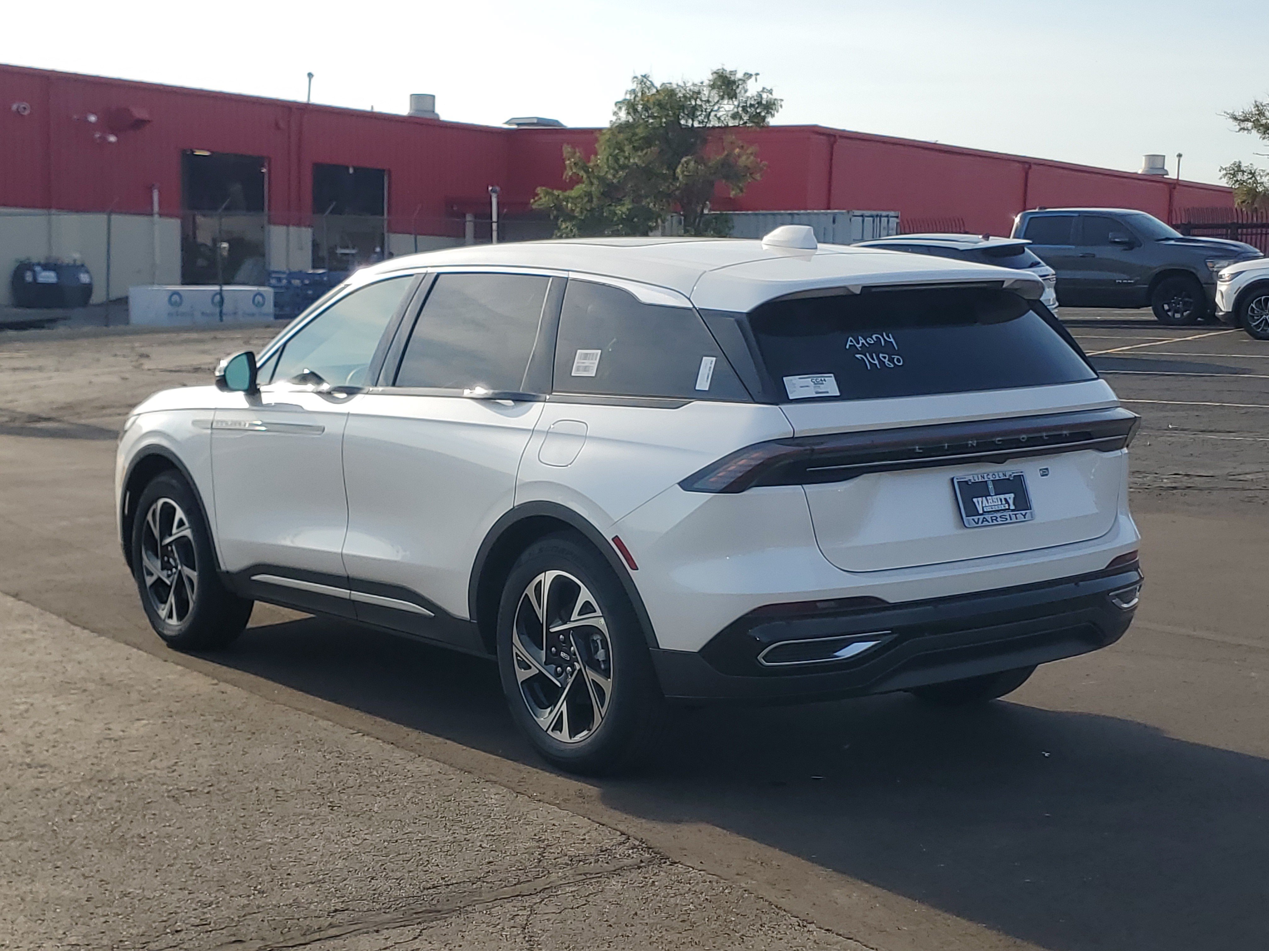 New 2026 Lincoln Nautilus Premier w/ Equipment Group 102A AWD/4WD image 3