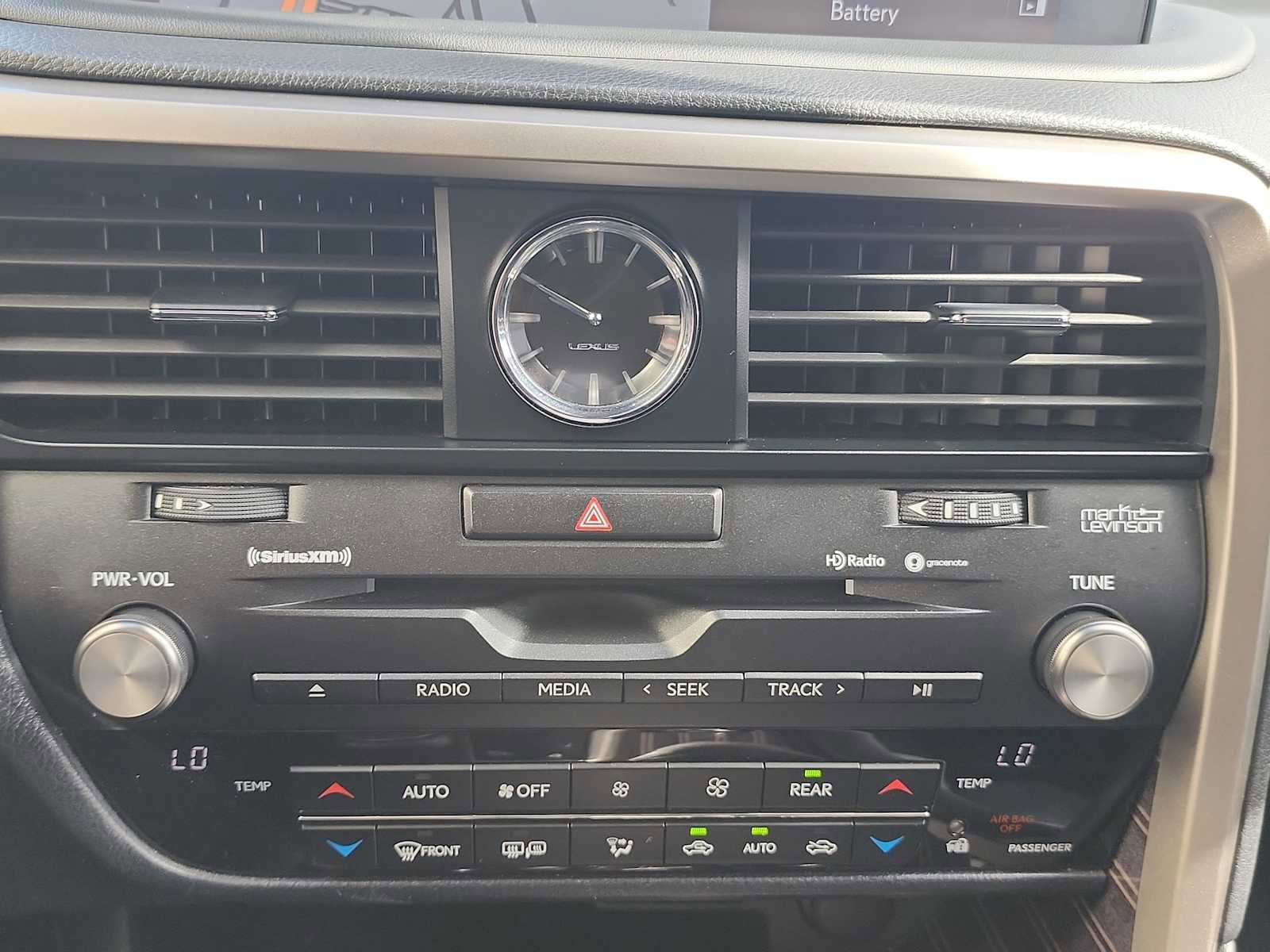 Used 2022 Lexus RX 450hL Luxury image 29