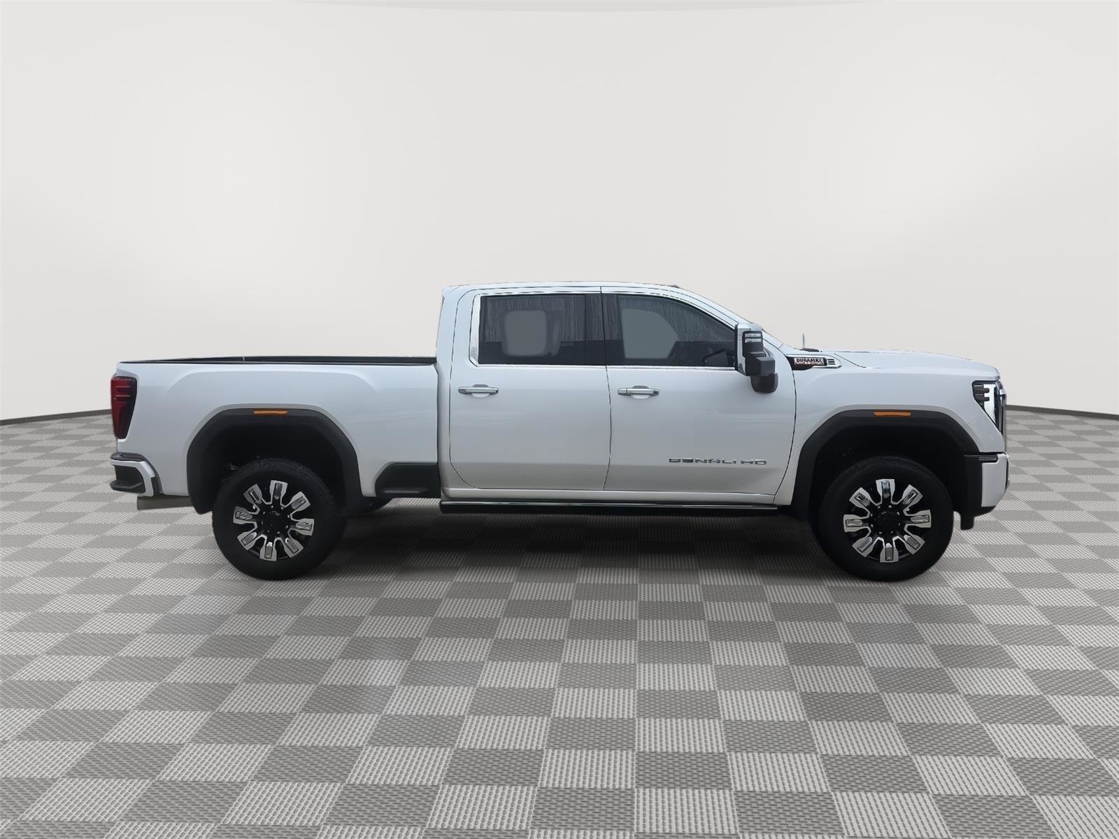 Used 2024 GMC Sierra 2500 Denali w/ Denali Reserve Package image 4