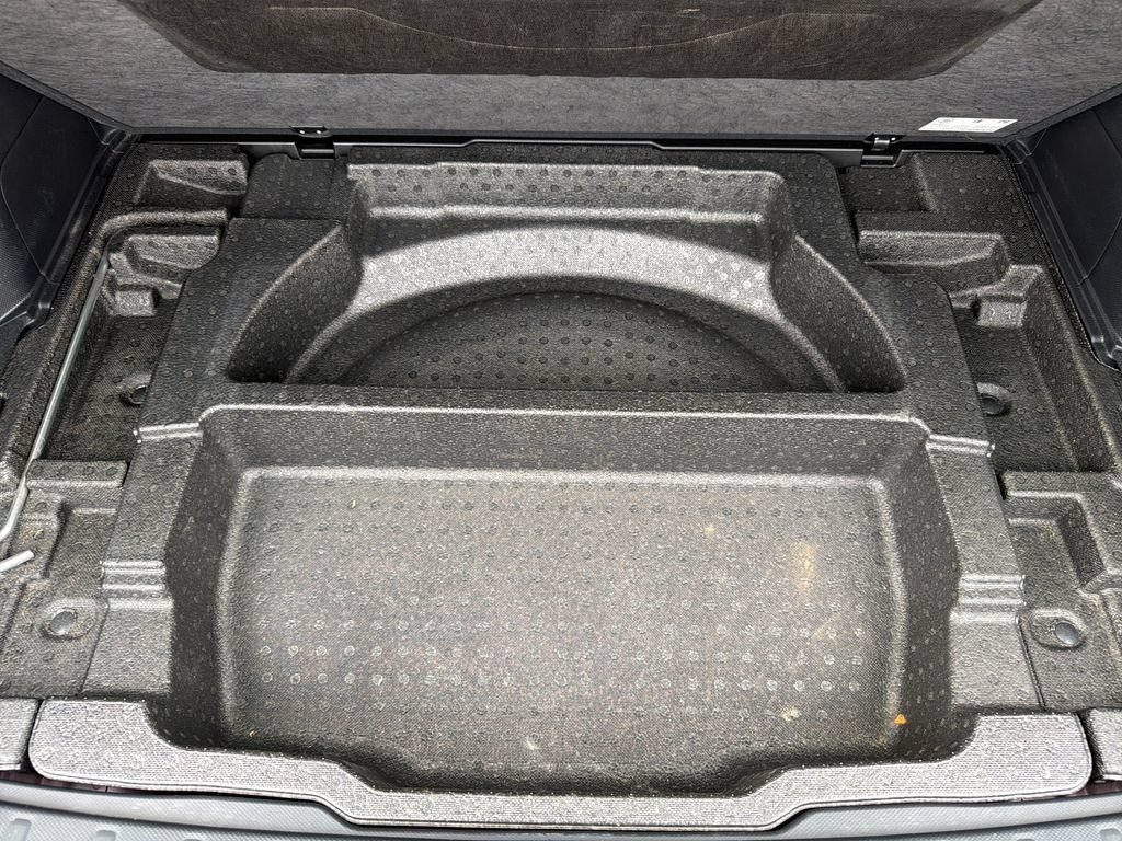 Used 2020 Subaru Forester Premium AWD/4WD image 31