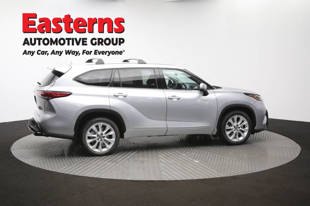 Used 2021 Toyota Highlander Limited AWD/4WD image 48