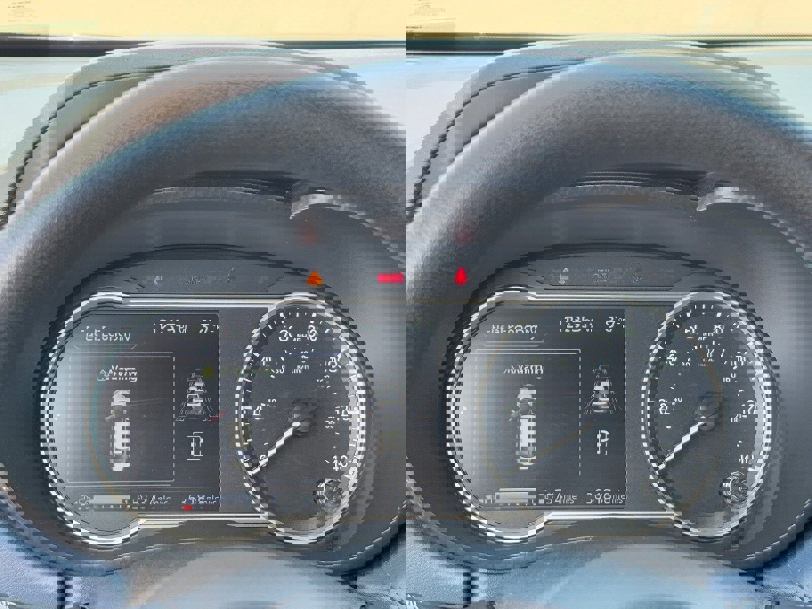 Used 2025 Nissan Versa SV image 21