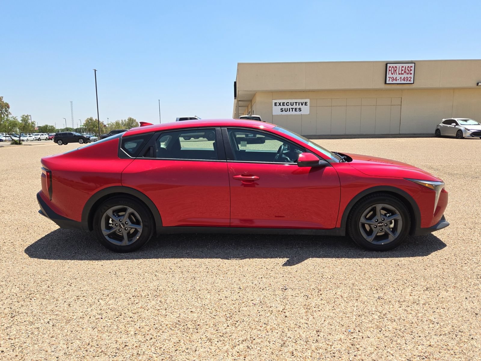 Used 2025 Kia K4 FWD image 6