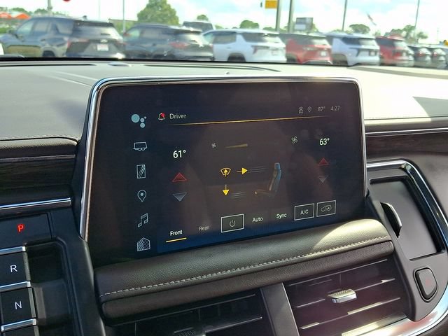 Used 2022 Chevrolet Suburban LT w/ Luxury Package AWD/4WD image 17