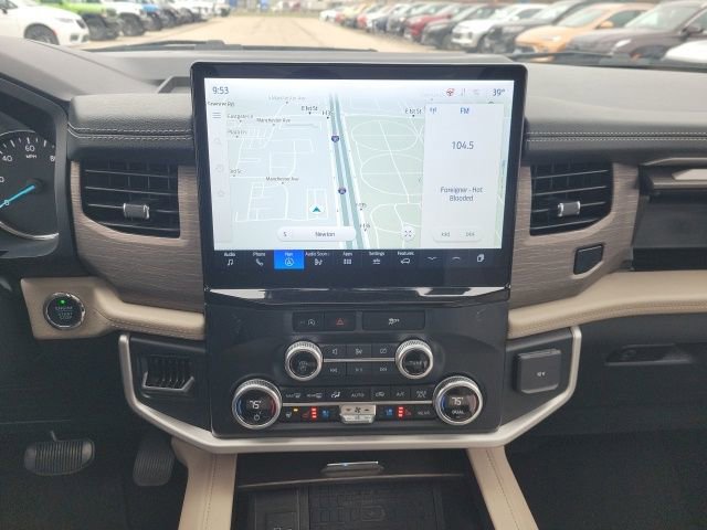 Used 2024 Ford Expedition Limited RWD image 15
