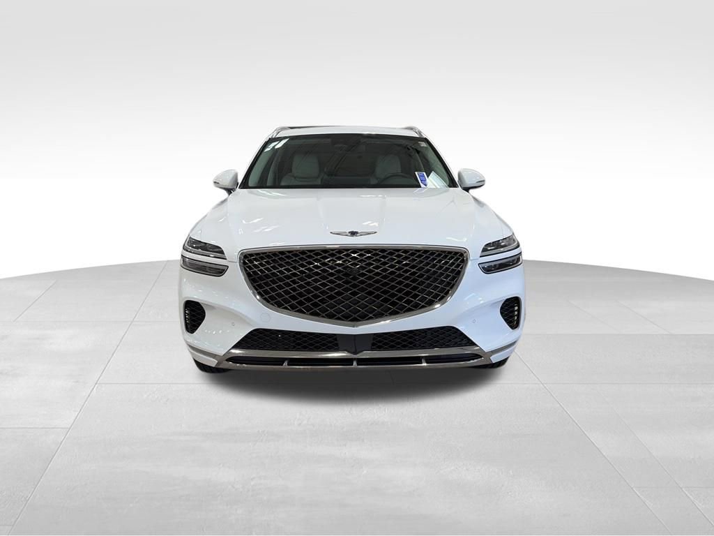 Used 2022 Genesis GV70 2.5T w/ Advanced Package image 5