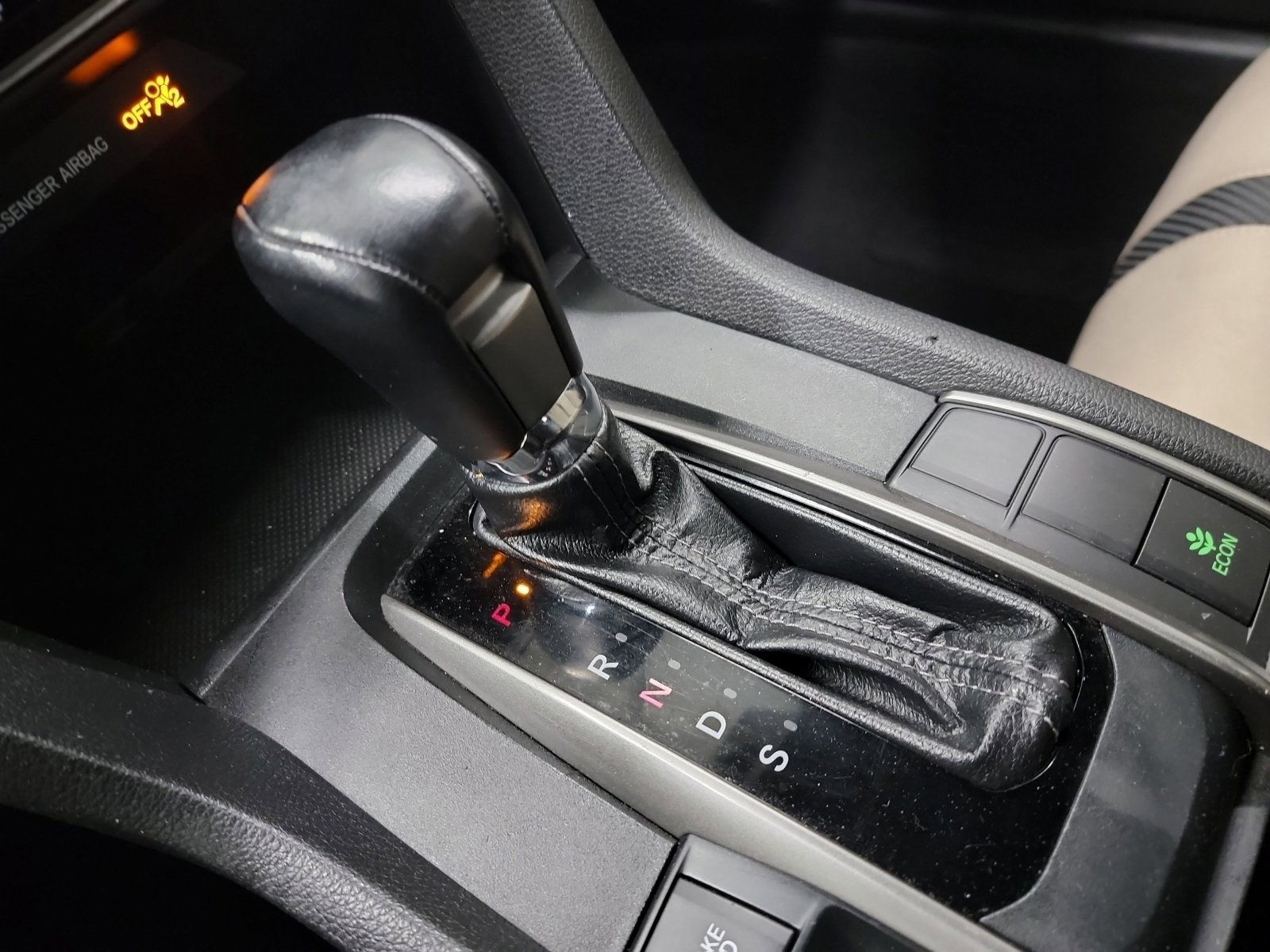 Used 2018 Honda Civic Sport image 32