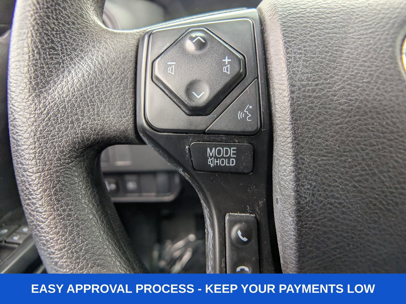 Used 2022 Toyota Tacoma SR image 28