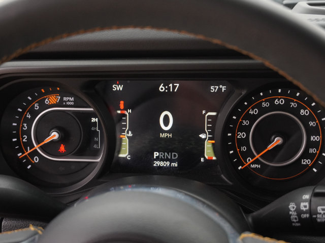 Used 2025 Jeep Wrangler Unlimited Sahara AWD/4WD image 30