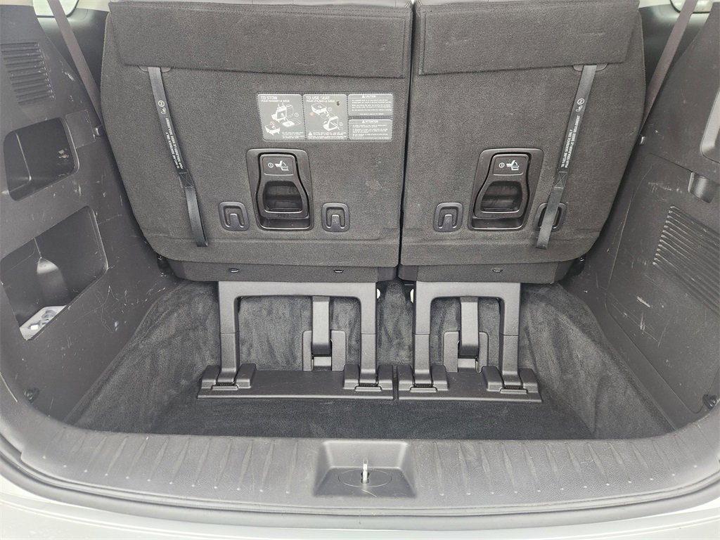 Used 2022 Kia Carnival LX image 22