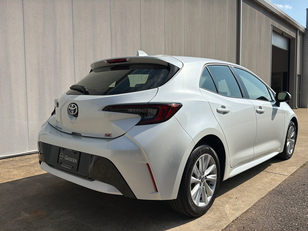 Used 2024 Toyota Corolla SE FWD image 3
