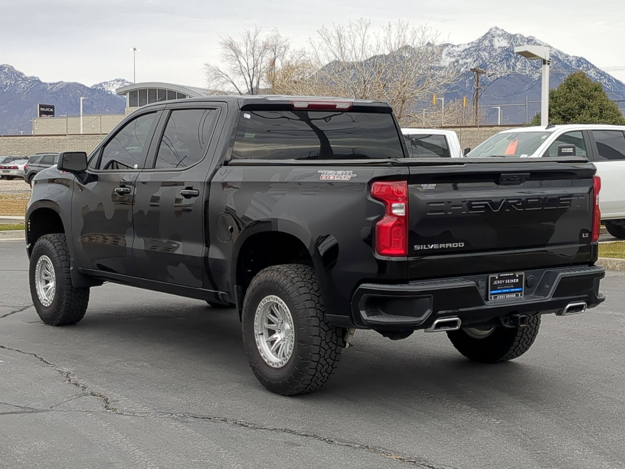 Used 2025 Chevrolet Silverado 1500 LT Trail Boss image 4