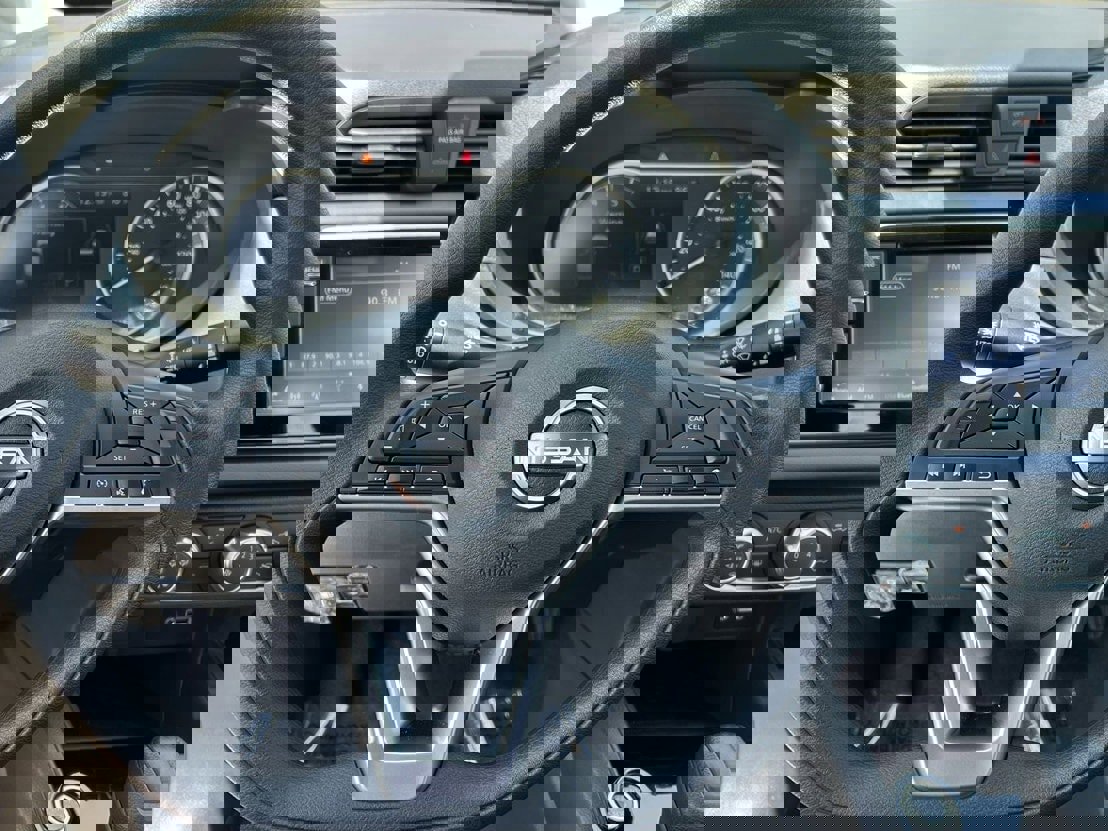 New 2025 Nissan Versa SV image 28