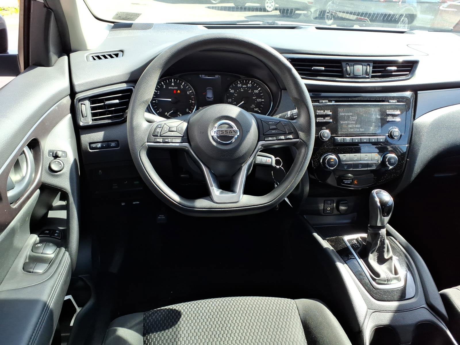 Used 2018 Nissan Rogue Sport S w/ S Appearance Package AWD/4WD image 7