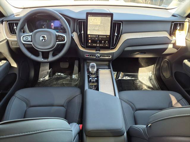 New 2026 Volvo XC60 B5 Plus w/ Climate Package PRO AWD/4WD image 11