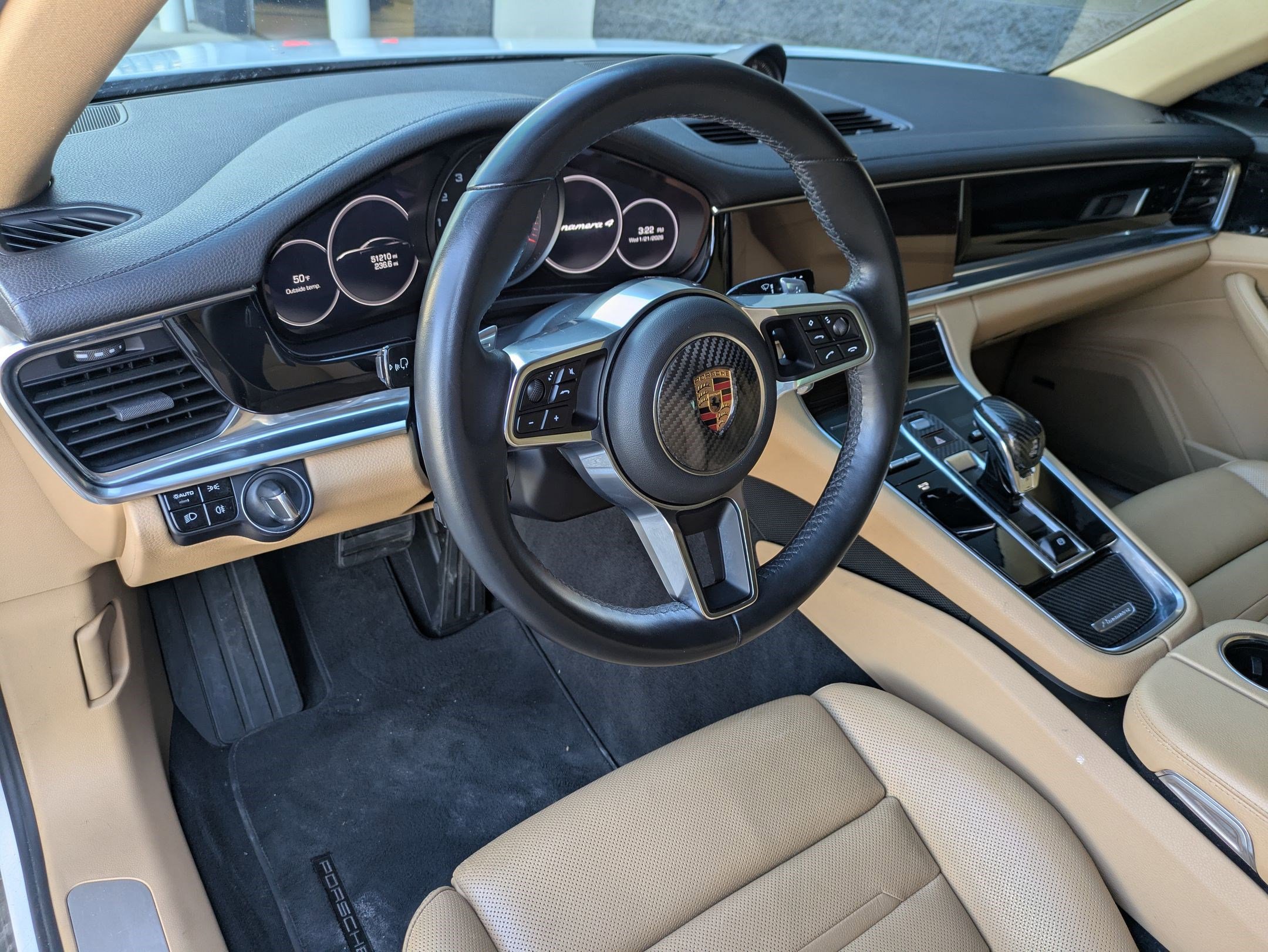 Used 2018 Porsche Panamera 4 image 11