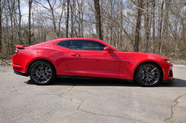 Used 2022 Chevrolet Camaro ZL1 image 34