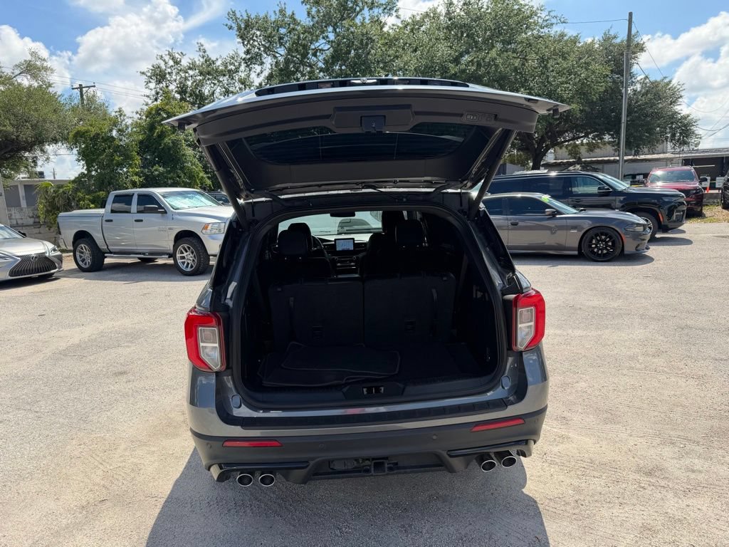 Used 2022 Ford Explorer ST AWD/4WD image 37