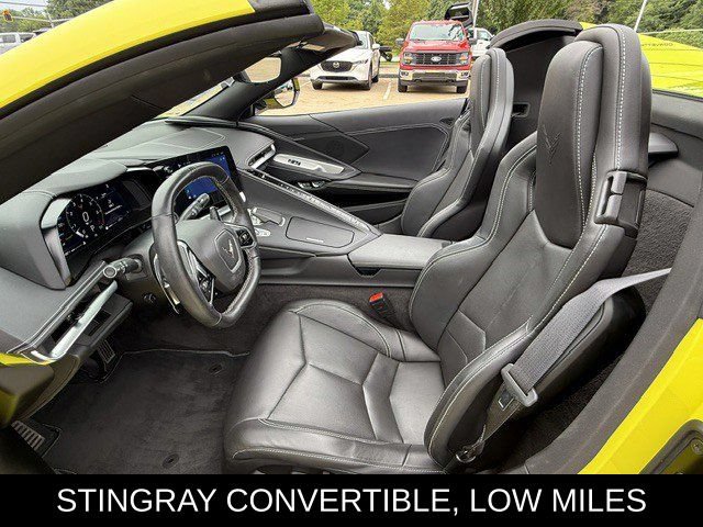 Used 2024 Chevrolet Corvette Stingray Convertible w/ 1LT RWD image 12