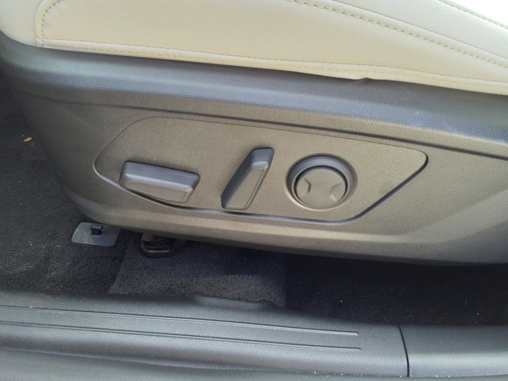 Certified 2025 Hyundai Tucson SEL image 17