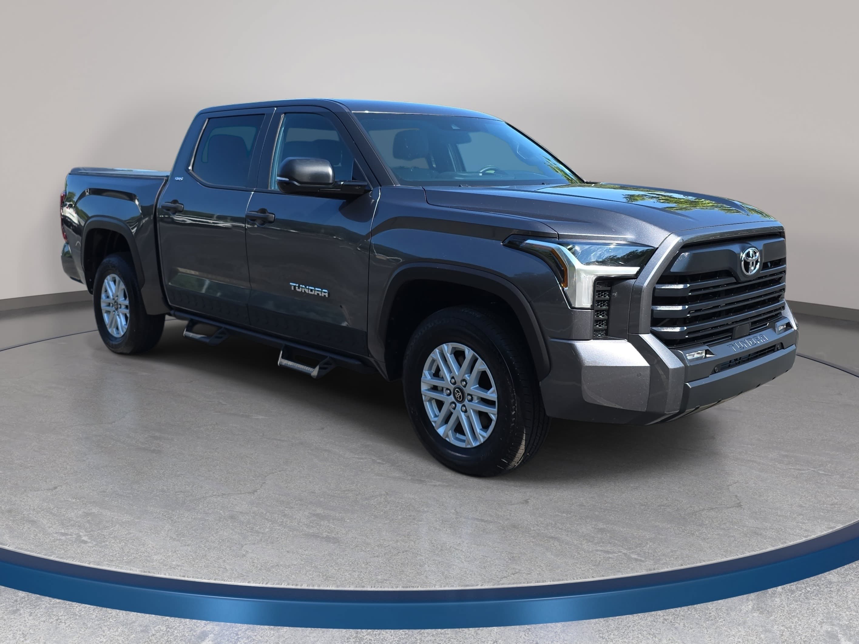 Used 2025 Toyota Tundra SR5 w/ SR5 Convenience Package AWD/4WD image 3