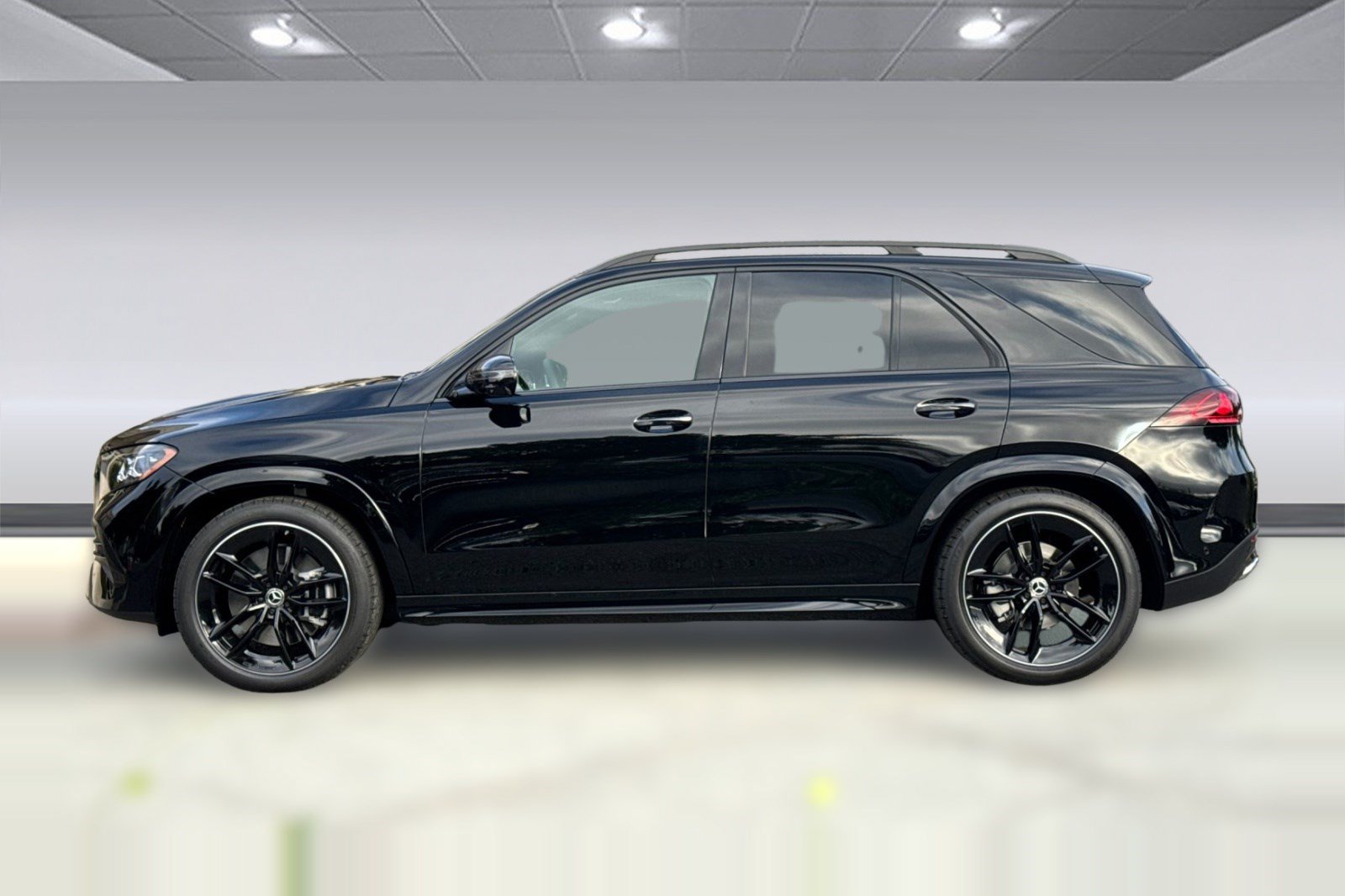 New 2027 Mercedes-Benz GLE 450 4MATIC image 2