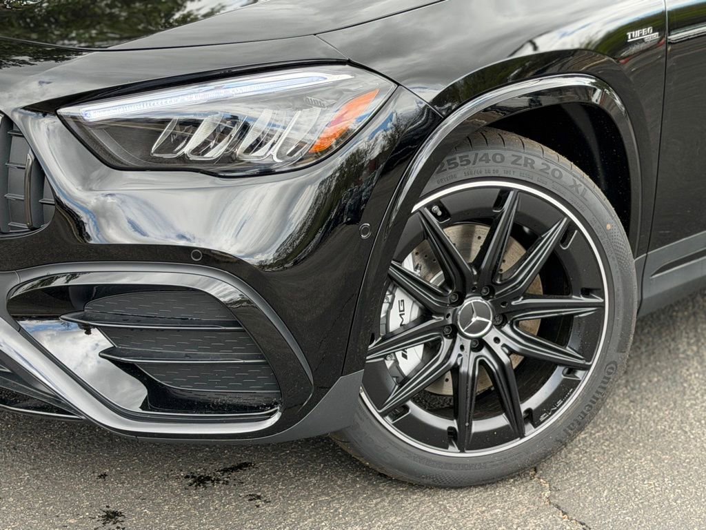 New 2026 Mercedes-Benz GLA 35 AMG 4MATIC image 4