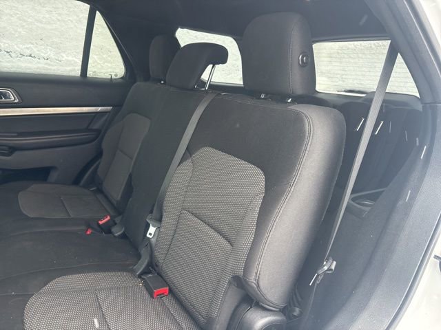 Used 2019 Ford Explorer XLT image 8