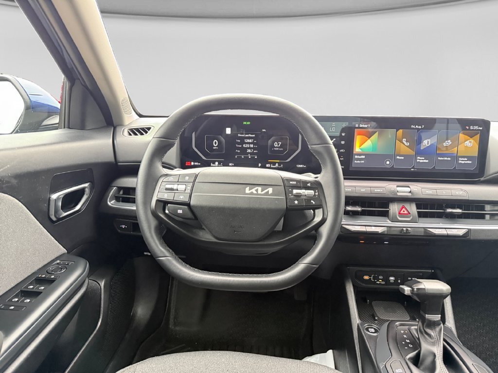 Used 2025 Kia K4 EX FWD image 15