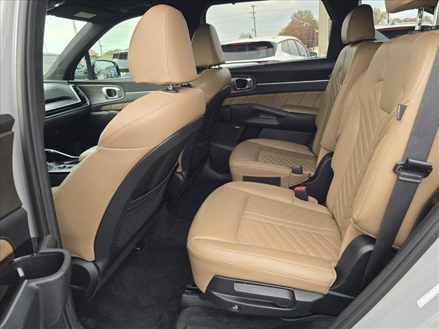 Used 2024 Kia Sorento SX Prestige w/ Olive Brown Leather Package image 10