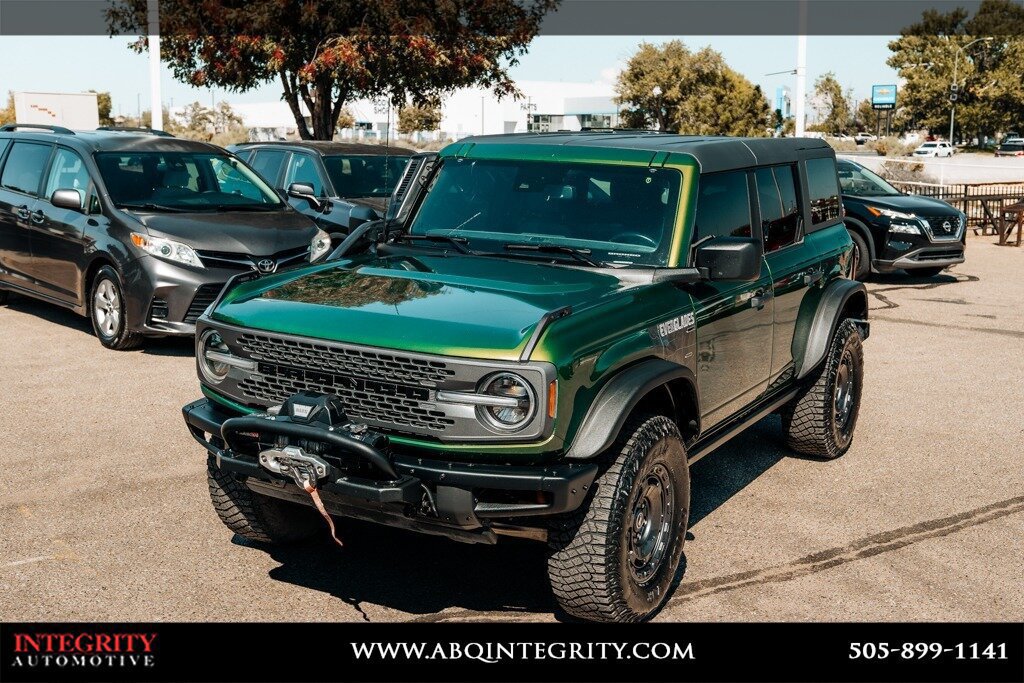 Used 2024 Ford Bronco Everglades AWD/4WD image 14