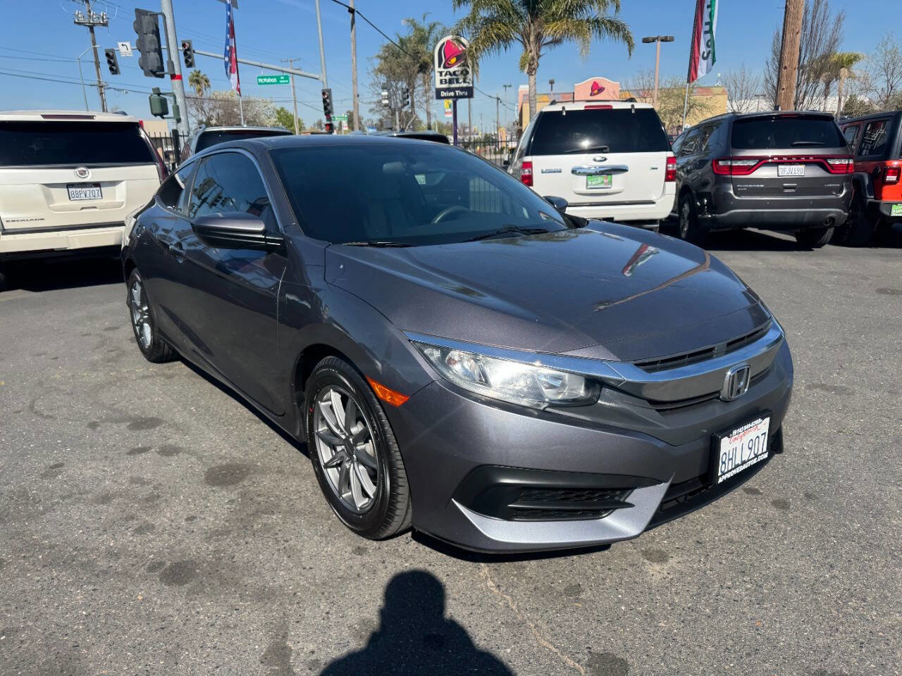 Used 2018 Honda Civic LX-P image 2