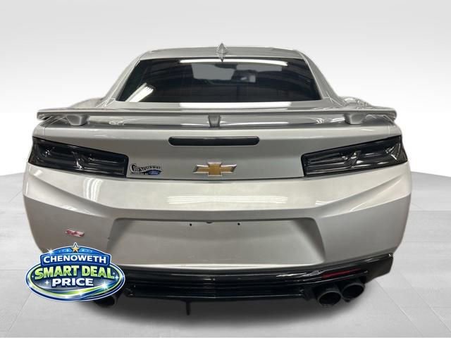 Used 2018 Chevrolet Camaro SS RWD image 4