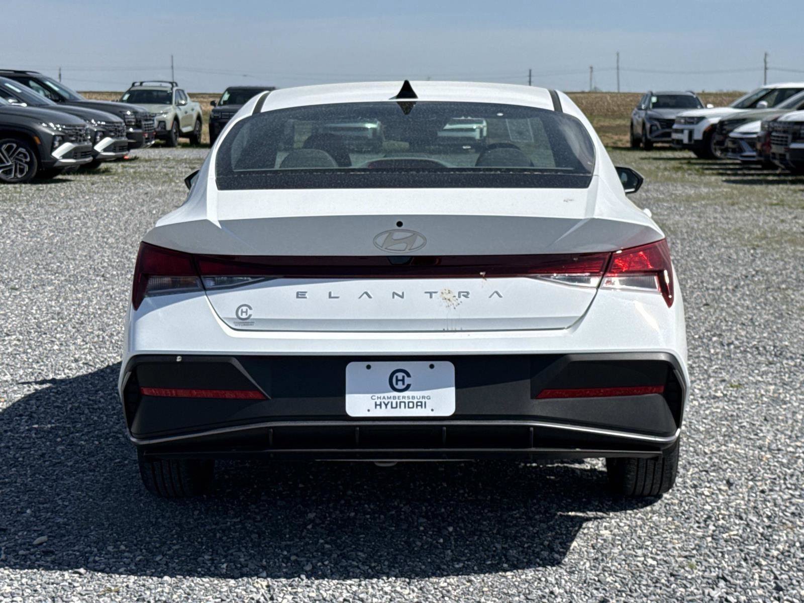 New 2026 Hyundai Elantra SE FWD image 13