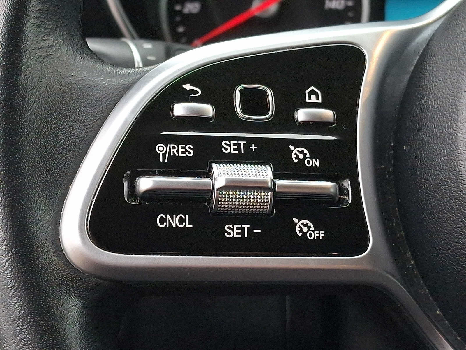 Certified 2021 Mercedes-Benz GLC 300 4MATIC image 17