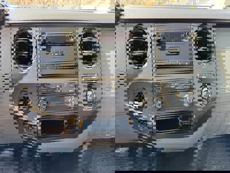 Used 2011 Ford F250 XL image 31