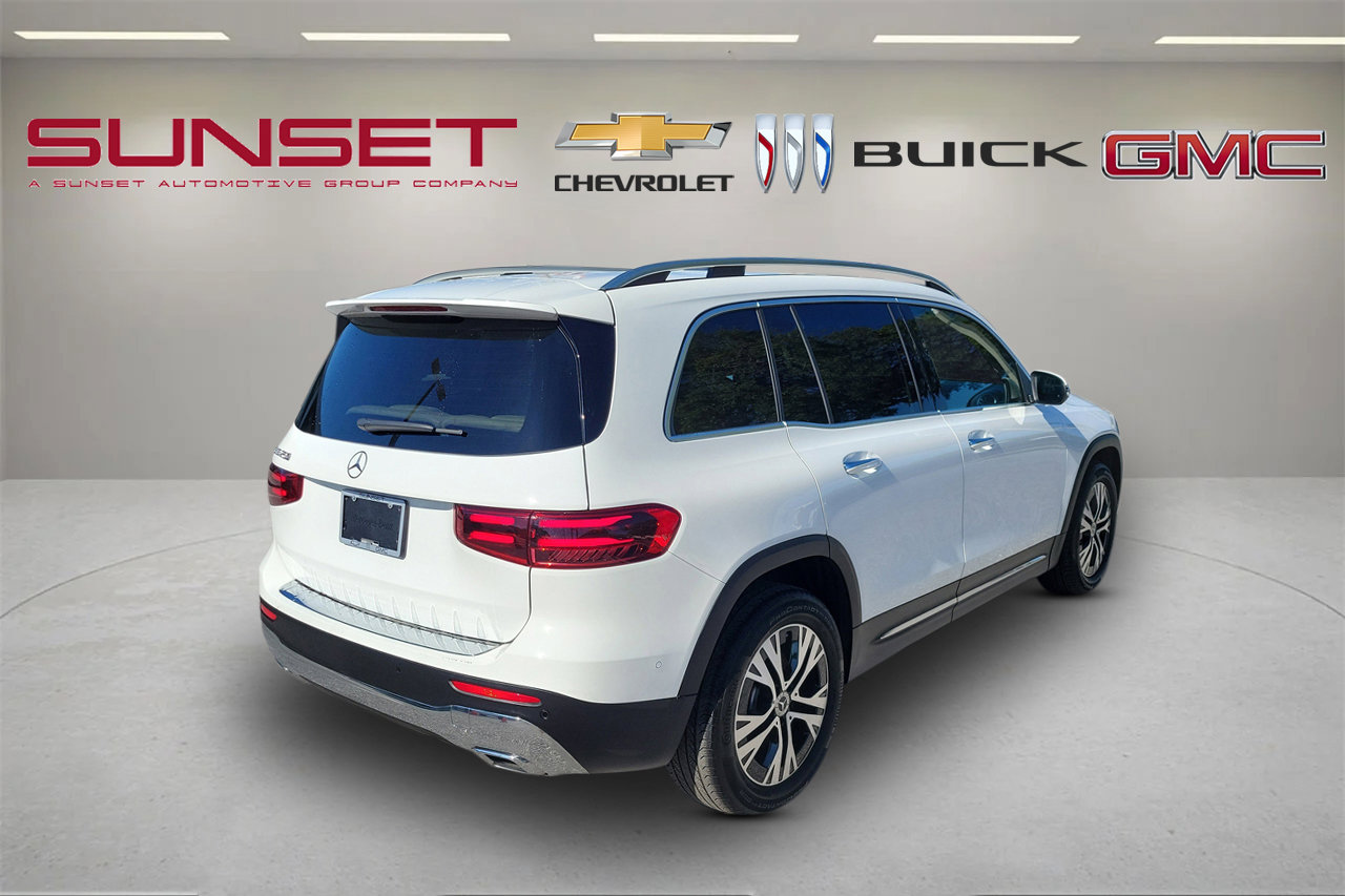 Used 2025 Mercedes-Benz GLB 250 image 4