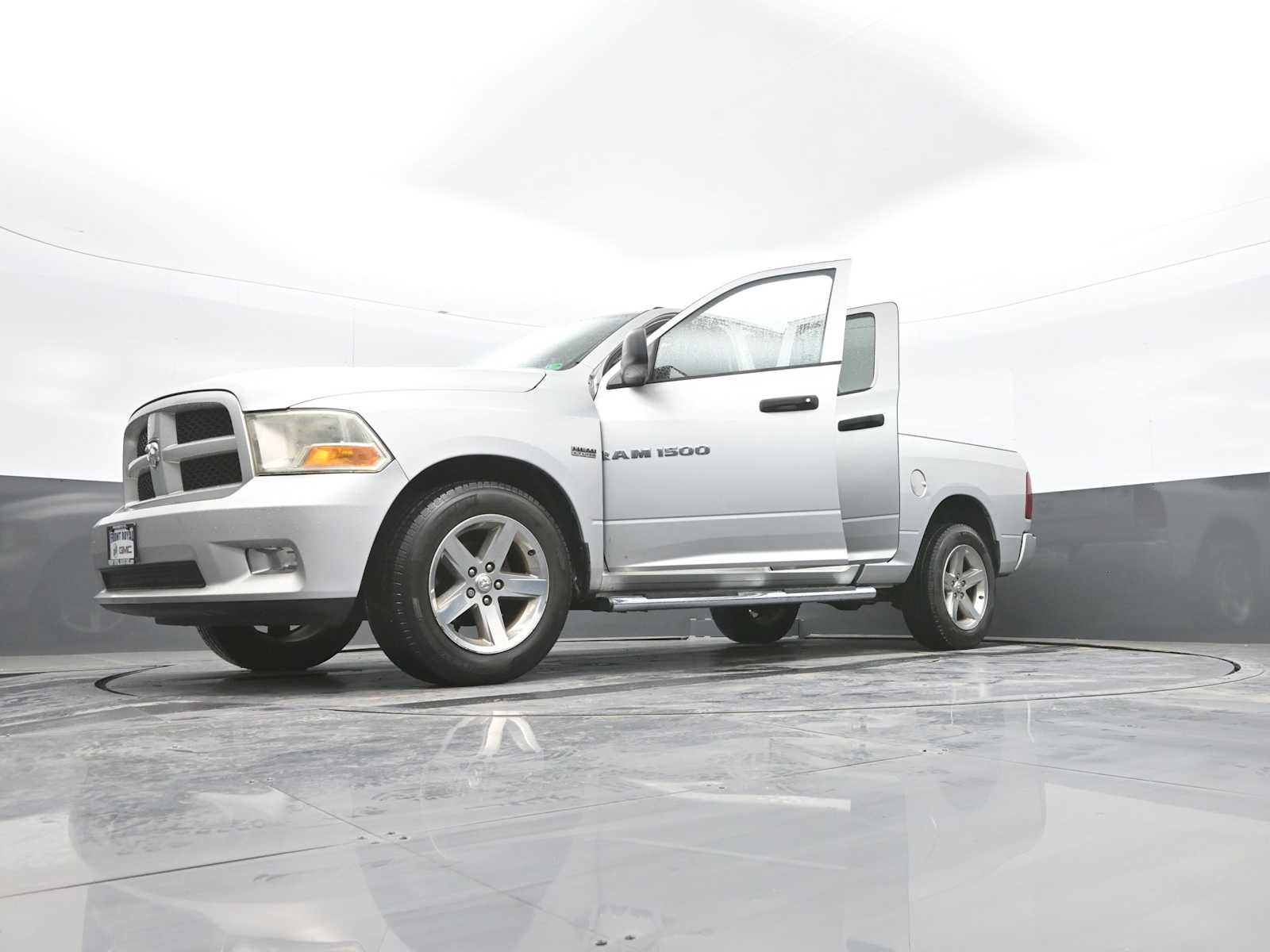 Used 2012 RAM 1500 Express image 41