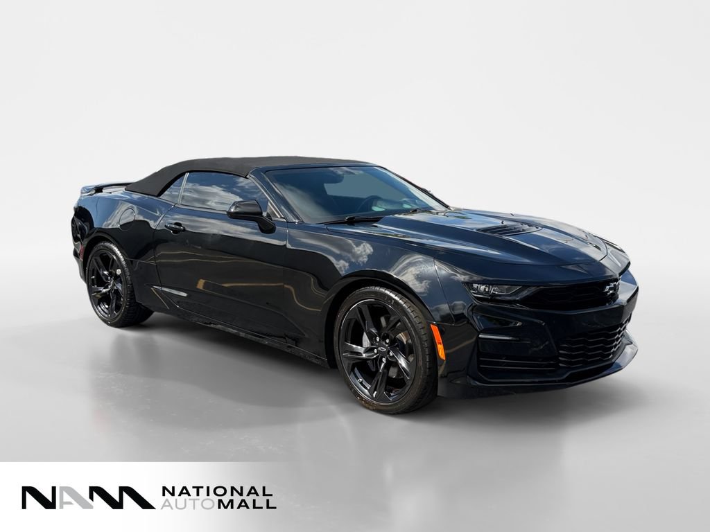Used 2020 Chevrolet Camaro SS RWD image 7