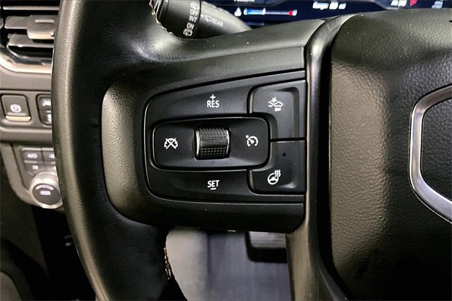 Used 2023 GMC Yukon XL AT4 image 21