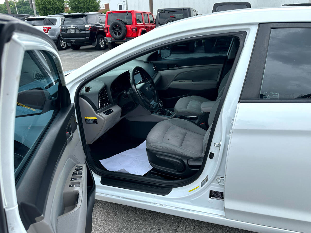 Used 2017 Hyundai Elantra ECO image 16
