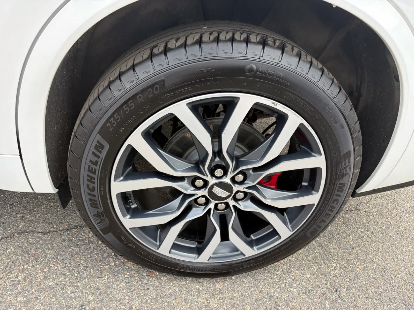 Certified 2025 Cadillac XT6 Sport w/ Platinum Package AWD/4WD image 31