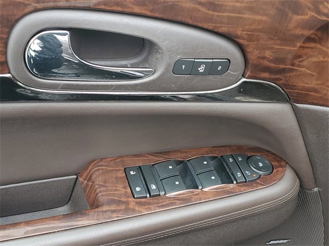 Used 2017 Buick Enclave Premium image 19