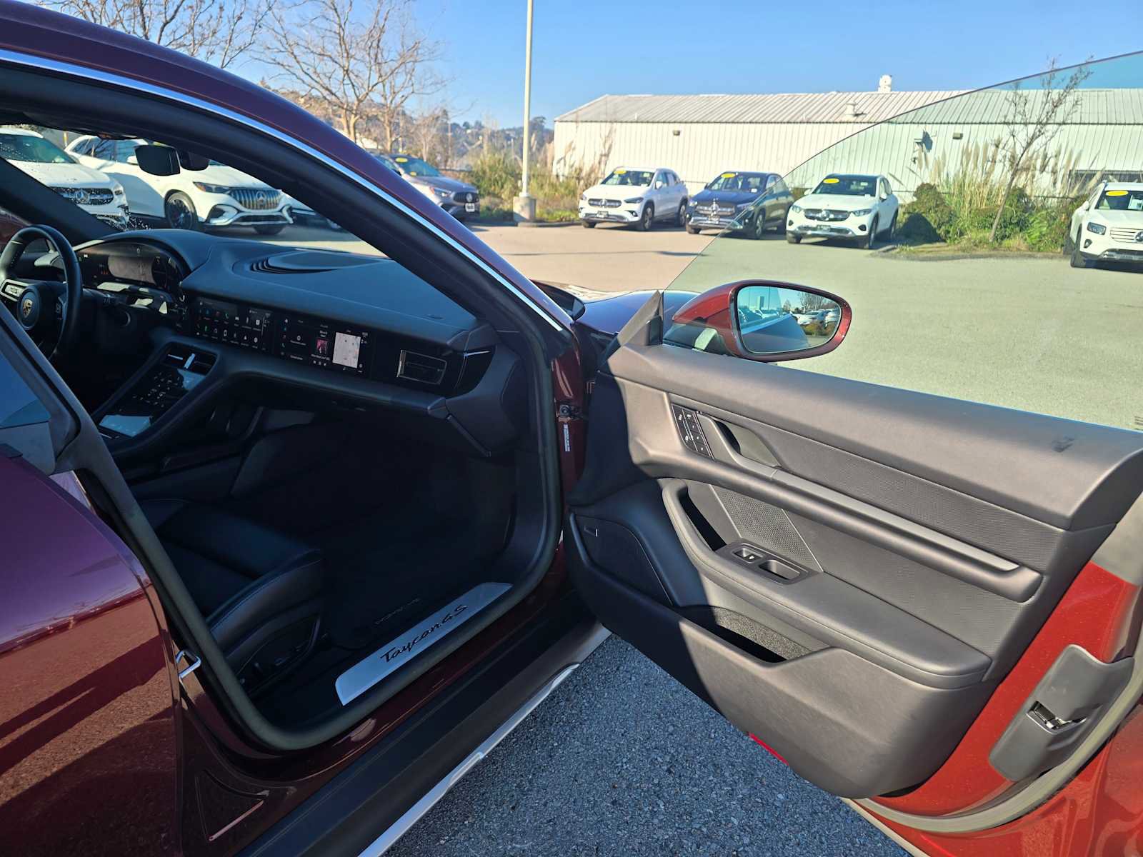 Used 2023 Porsche Taycan 4S w/ Technology Package image 12