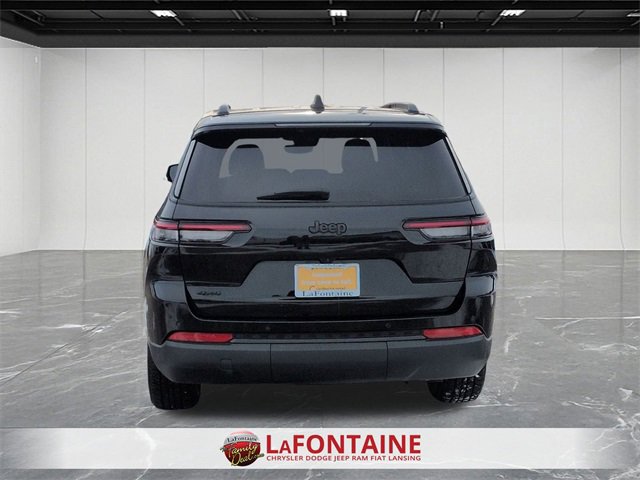 Certified 2024 Jeep Grand Cherokee L Laredo image 4