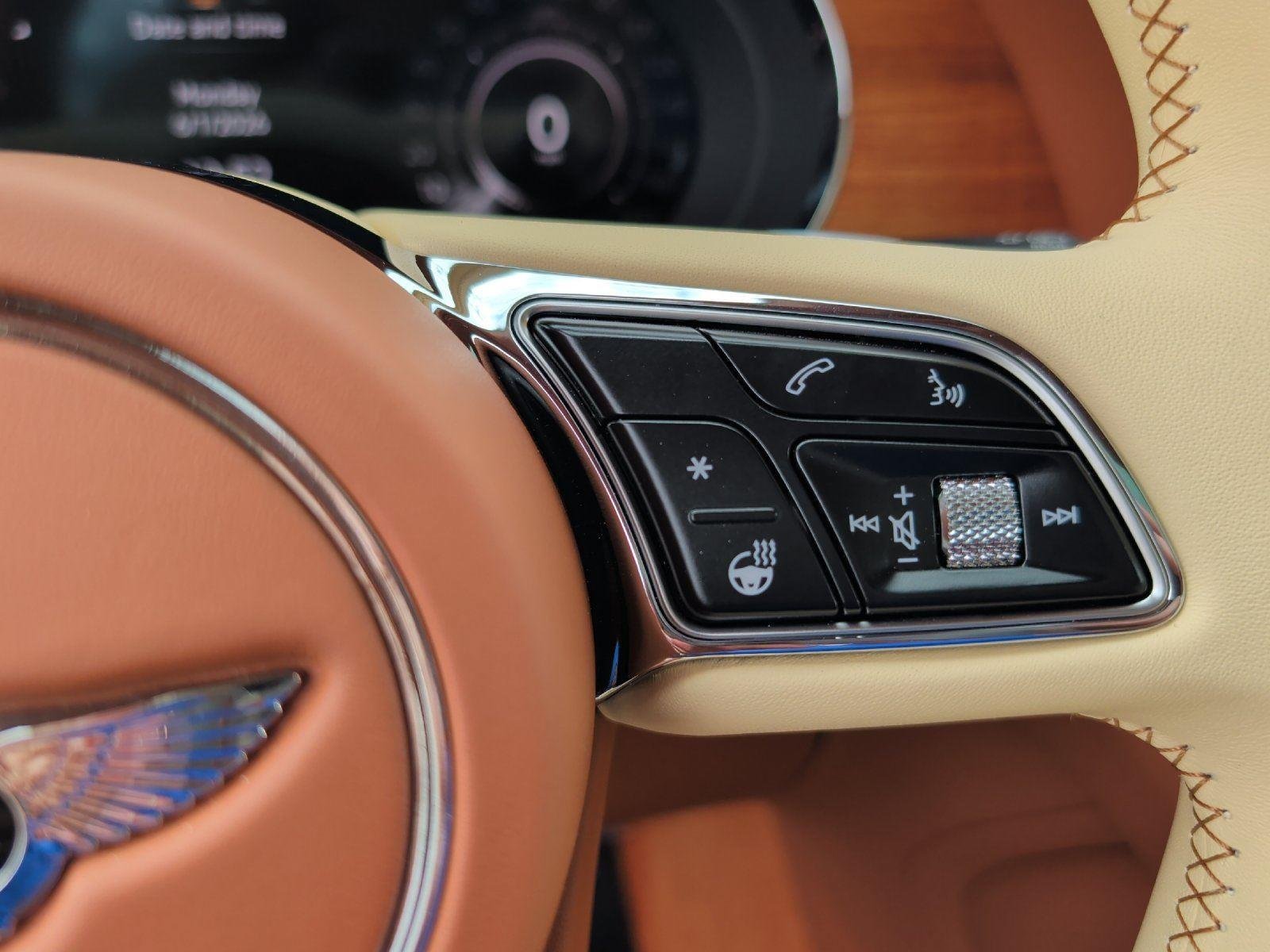 New 2026 Bentley Bentayga Extended Wheelbase AWD/4WD image 27