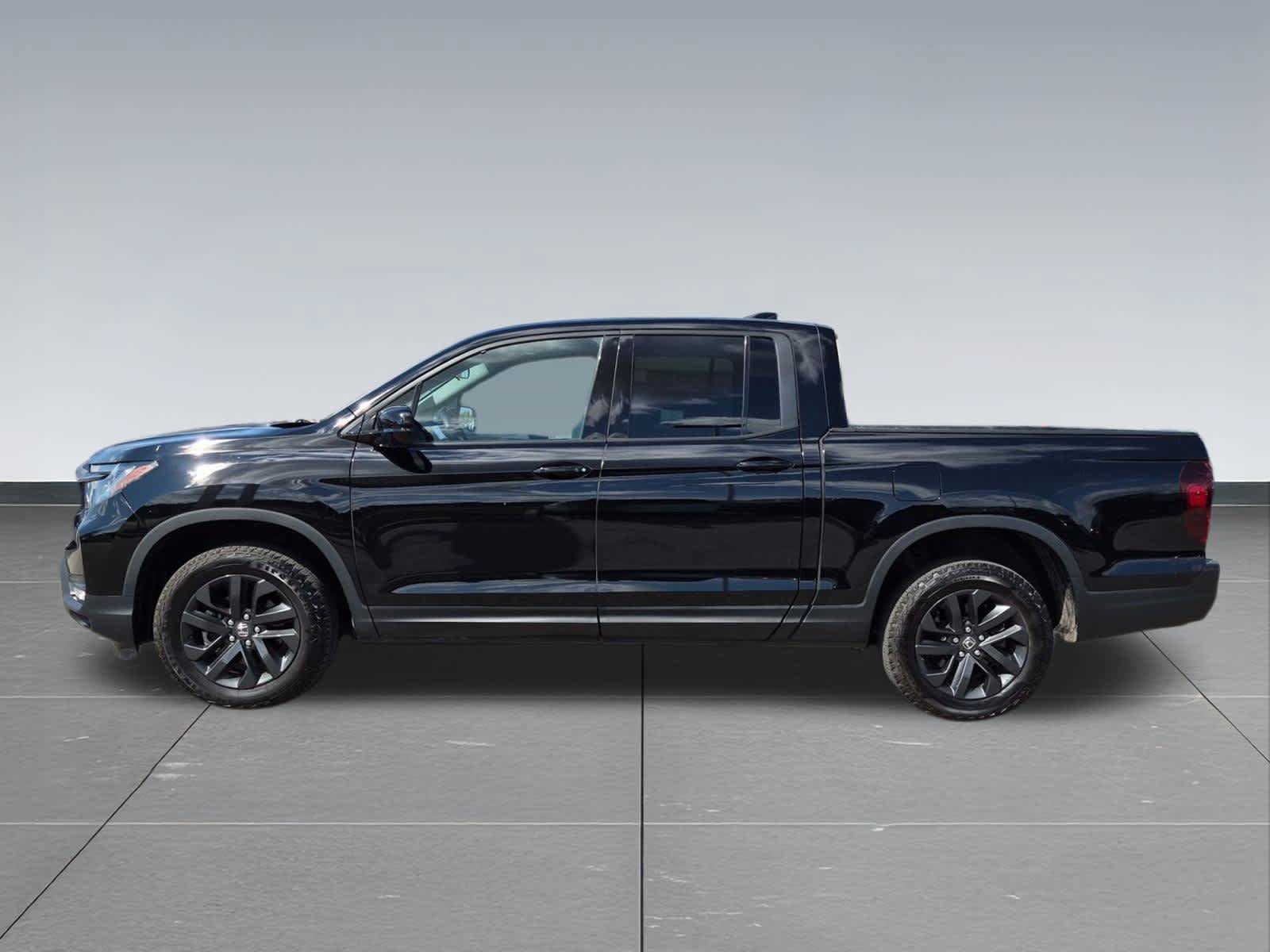 Certified 2023 Honda Ridgeline Sport image 3