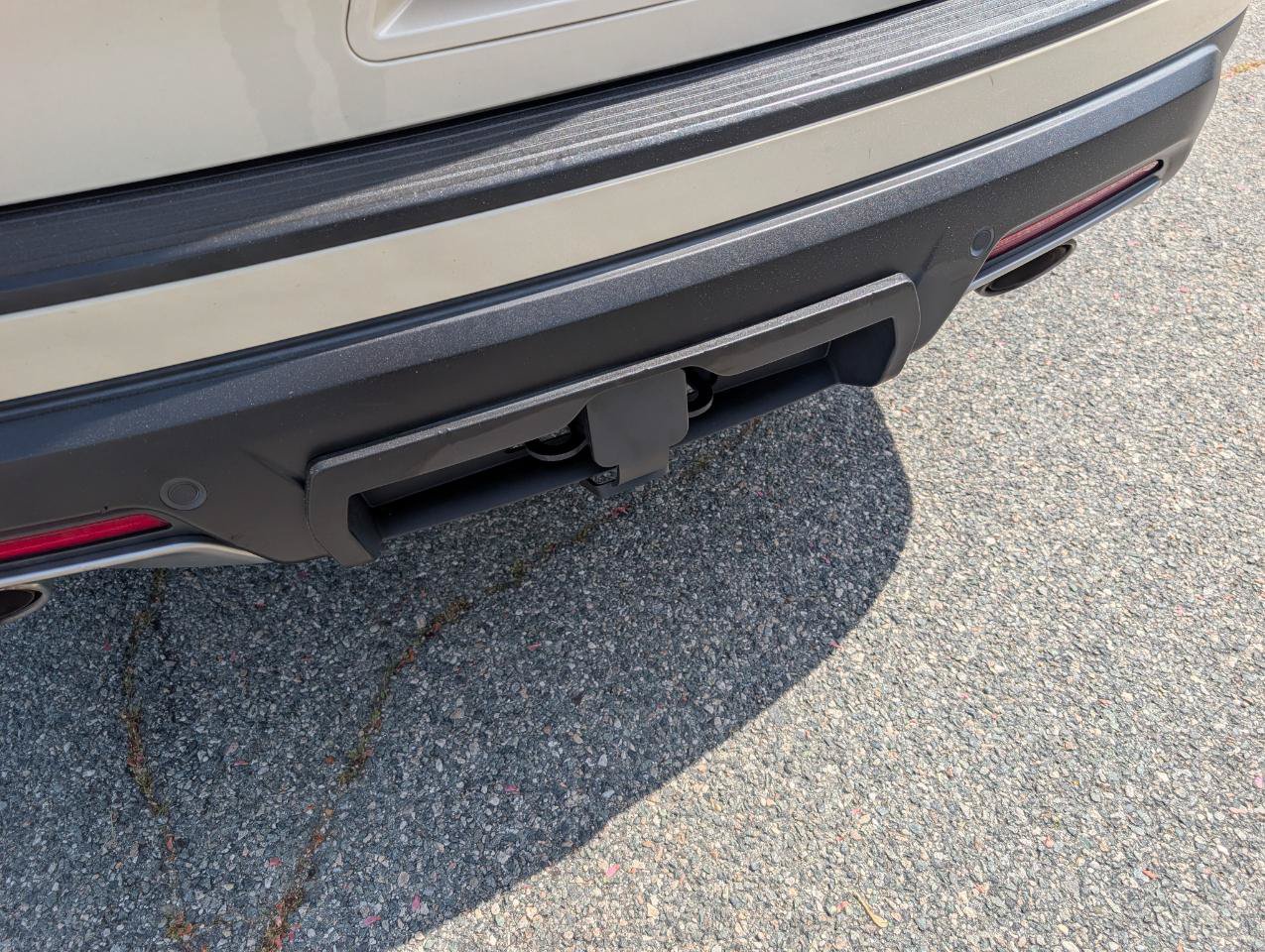 Used 2018 Ford Explorer XLT FWD image 6