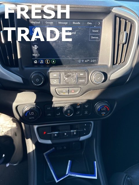 Used 2022 GMC Terrain SLT w/ Infotainment Package II image 7