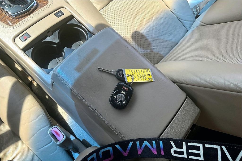 Used 2007 Cadillac STS V8 w/ Preferred Equipment Group AWD/4WD image 10